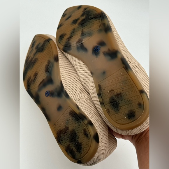 Rothy’s tan ballet pointed toe 9.5 - Picture 6 of 8